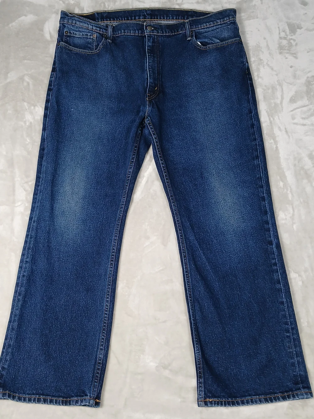 Levi's 44x32 Jeans Men's Relaxed Fit Straight Leg Dark Wash Blue Denim